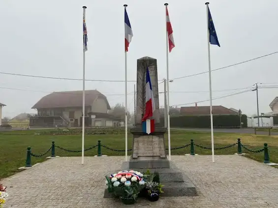 Monument aux morts commune d'Arthaz