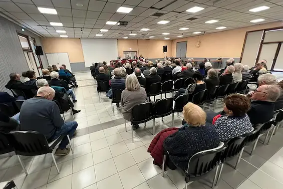 Passation de présidence à l’Assemblée Générale de l’association des Glières - ag-association-glierers-metral-antoine-de-menthon-public