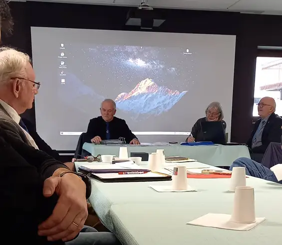 Assemblée générale du Souvenir Français d’Annecy-le-Vieux en présence de la députée de la 1ere circonscription de Haute Savoie Véronique Riotton, de la conseillère départementale Odile Mauris, d’un adjoint de Charvonnex.