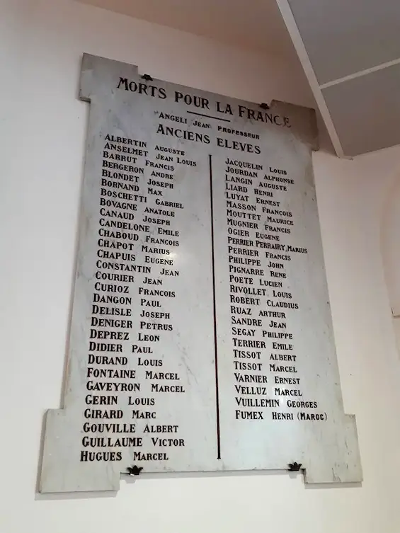 Annecy — Plaque commémorative des élèves morts pour la France du Lycée Germain Sommelier - 1914-1918