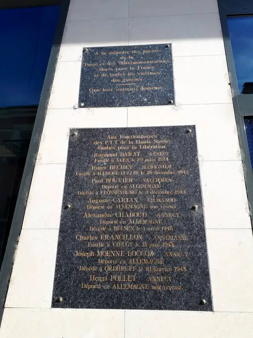 Plaque commémorative – rue Saint-Laurent – Bruxelles