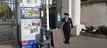 Annecy — Quête 2025 du Souvenir Français au cimetière des Îles - Merci à Jacques Gonnet et Thierry Richier Membre du Comité des Officiers de Réserve, accompagnés d’un ancien combattant d’AFN âgé de 91 ans, dont la Compagnie avait eu beaucoup de perte lors de la guerre d’Algérie.