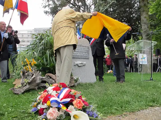 Annemasse — Stèle  aux Justes Annemassiens