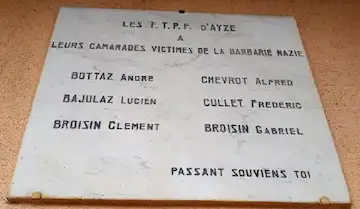 Ayze — Plaque Mairie aux victimes de la barbarie Nazie