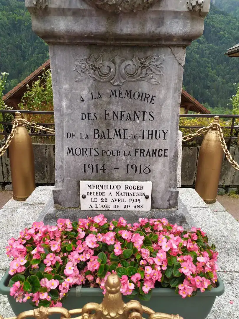 La BalmedeThuy — Plaque commémorative en mémoire de Mermillod Roger