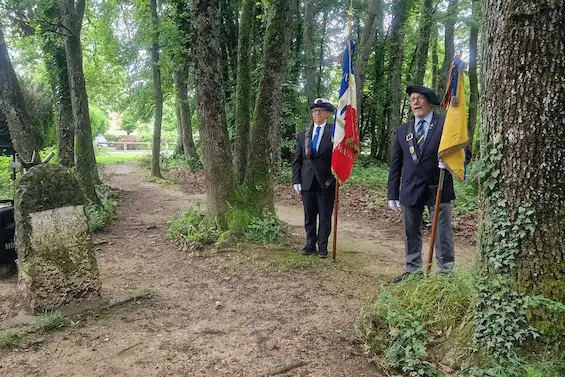 Cérémonie de la Résistance au monument du Charnier de Ville-la-Grand