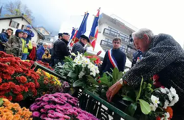 Chamonix — Commemoration du 11 novembre 2024. La cérémonie a eu lieu place du Poilu. Photo Le DL/B.M.