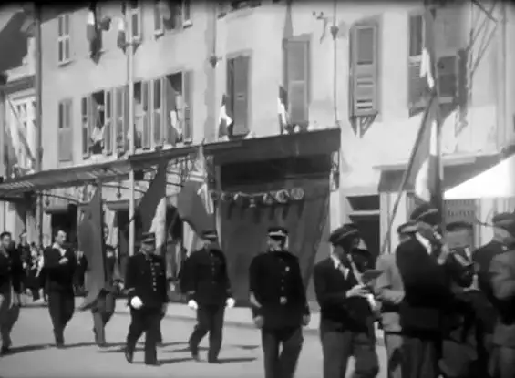 Défilé du 18 août 1944 à Cluses, film de René Thabuis