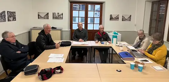 À l’invitation du DGA Louis Jacquemoud, Jean-François BOCQUET a assisté cet après midi à la réunion de bureau du comité de Cruseilles. Avant de présider celle du comité de Cluses dans la soirée.