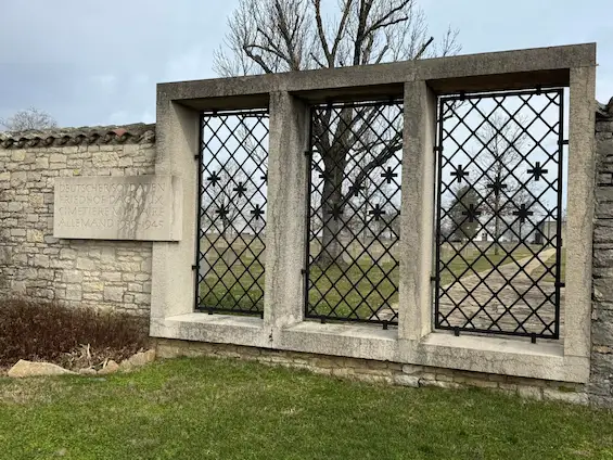 Visite du Cimetière Militaire Allemand de Dagneux (Ain)