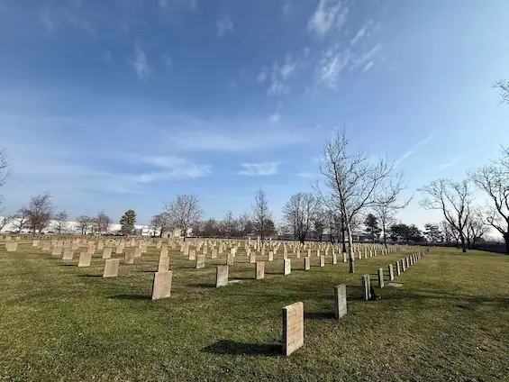 Visite du Cimetière Militaire Allemand de Dagneux (Ain)