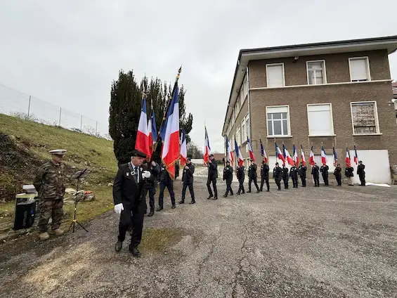 Formation conjointe entre l’École des Jeunes Porte-Drapeaux et les Cadets de la Gendarmerie de Haute-Savoie