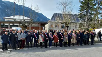 Le 82e anniversaire de la fin des combats aux Glières a été célébré ce samedi 28 mars à Thorens-Glières ainsi qu’à la stèle du Clu.
