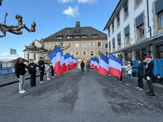 Douvaine — l&rsquo;École des jeunes porte-drapeaux forme 21 Jeunes du collège Saint-François en ce 14 février 2025