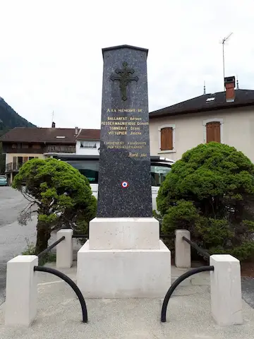  Monument Mémoire habitants et maquisards