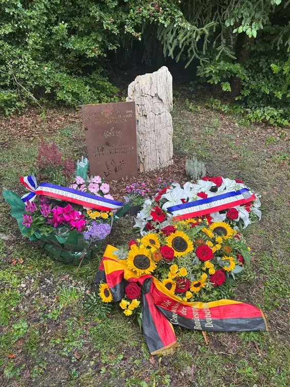 Habère-Lullin — Inauguration de la Stèle pour la paix