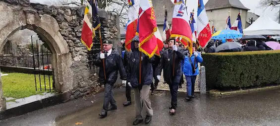 La cérémonie du 81e anniversaire de la tragédie du château a eu lieu dimanche 22 en présence de 44 porte-drapeaux et d'une forte affluence