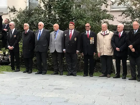 hommage harkis et supplétifs, square Galbert Annecy 2022