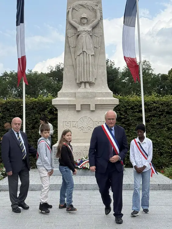 Bonneville — Hommage aux morts pour la France en Indochine 2025, la jeunesse porte l’histoire