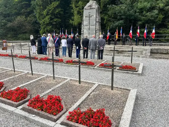 Hommage rendu aux maquisards