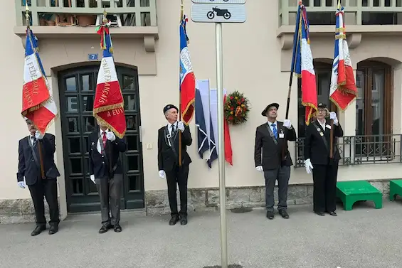 Thonon — inauguration de la plaque de l'hôtel de l'Europe