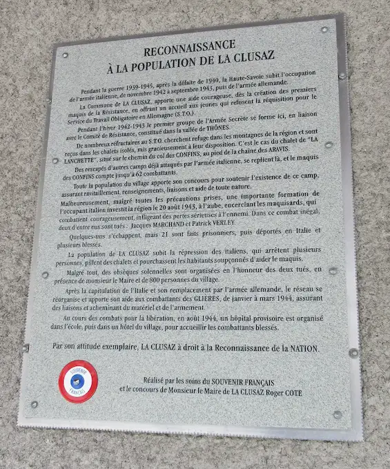 La Clusaz — Plaque Reconnaissance aux habitants de La Clusaz