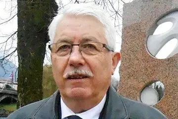 Un nouveau président pour le Souvenir français