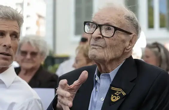 Lionel Martin, lors de la commémoration des 80 ans de la Libération de Cluses, le 18 août dernier. Archives p hoto Le DL /Greg Yetchmeniza