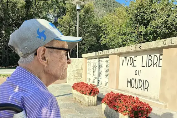 Aout 2024, Lionel Martin ren hommage à Marius Cochet à Morette