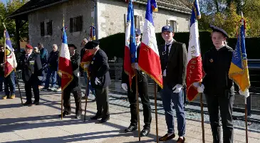 Première cérémonie réussie pour trois jeunes porte-drapeaux issue de l'EJP74