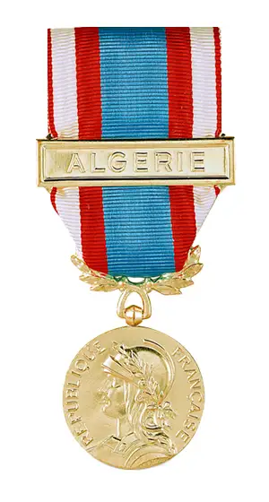 Médaille commémorative des opérations de sécurité et de maintien de l'ordre en Afrique du Nord