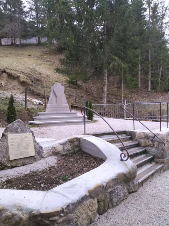 Mémorial Capitaine Anjot, chef du maquis des Glières