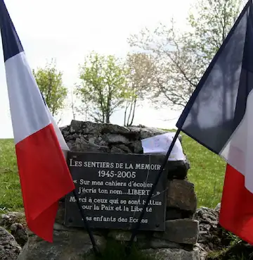 Onnion — Plaque du Cairn de la libérté