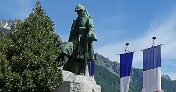 31011,Cérémonies du 11 novembre et autres commémoration : la vallée de Chamonix se rassemble pour le devoir de mémoire,