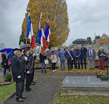 30964,Pringy — Quête 2025 et dépôt de gerbe au cimetière de Pringy,