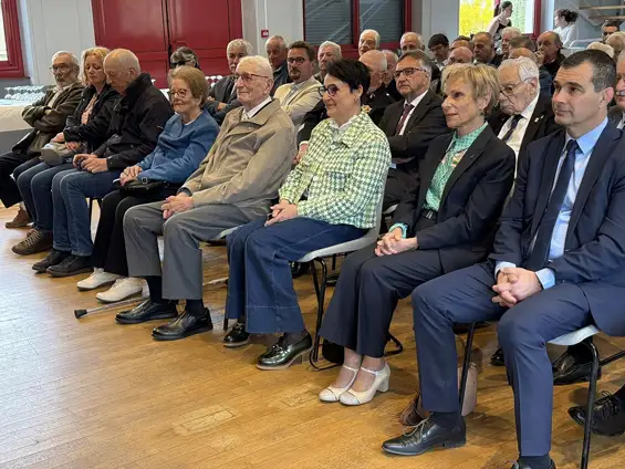 Remise de la cravate du Souvenir Français à Monsieur Michel Corbex