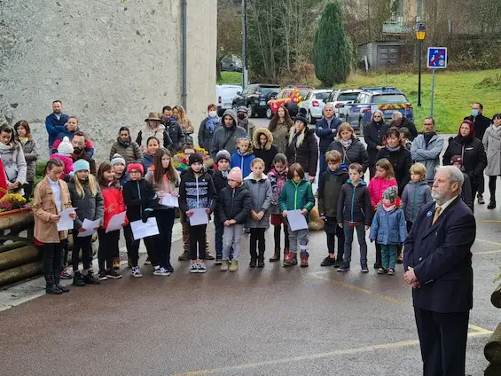 Commémoration du 11 Novembre à La Rivière-Enverse