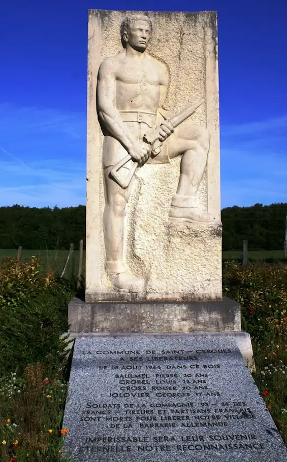 Le monument du bois Davaud qui rappelle le sacrifice des jeunes maquisards Photo Le DL/Jean NOVEL