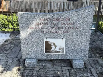 commemoration  Stèle du massacre du 23 juillet 1944