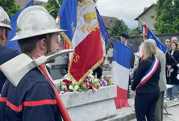 La cérémonie du 8-Mai a eu lieu au caveau militaire. Photo Le DL /N.G.