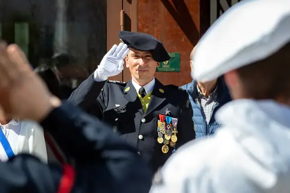La cérémonie était présidée par le commandant de l’EMHM Gaëtan Dubois. Photo Le DL/B.S.