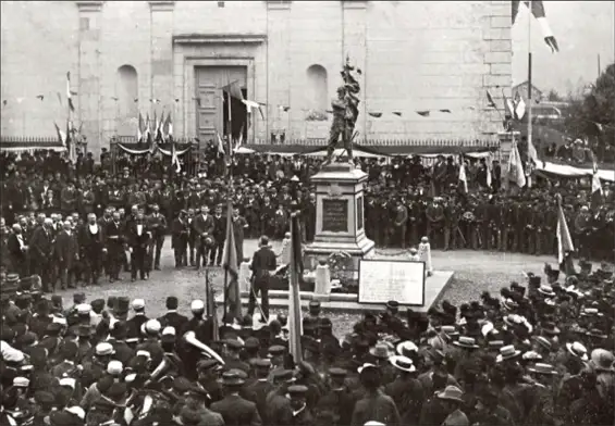 Le dimanche 3 août 1902, il a été inauguré une première fois pour un vibrant hommage aux vaillants combattants du canton qui avaient lutté pour la patrie et pour la paix. Photo Le DL/D.R. Le dimanche 3 août 1902, il a été inauguré une première fois pour un vibrant hommage aux vaillants combattants du canton qui avaient lutté pour la patrie et pour la paix. (Photo DR)