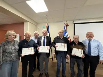 En compagnie de Guy Delaval, directeur général adjoint du secteur, Jean-François BOCQUET, délégué général, a assisté à l’assemblée générale du comité des Vallées de Thônes, qui a confirmé la réélection du président et de son comité.
