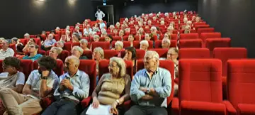 Villard - soirée projection documentaire : Le silence des Passeurs au cinéma La Trace